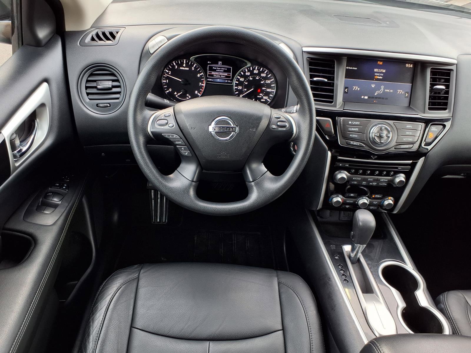 Used 2020 Nissan Pathfinder S image 17