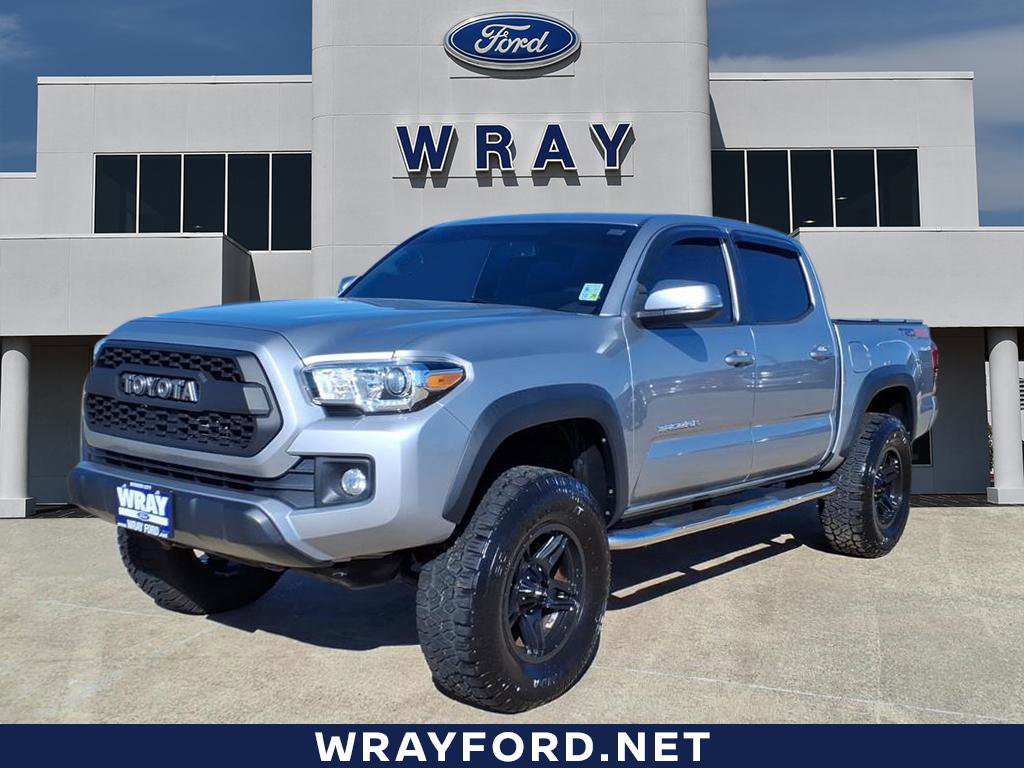 Used 2016 Toyota Tacoma TRD Off-Road image 1