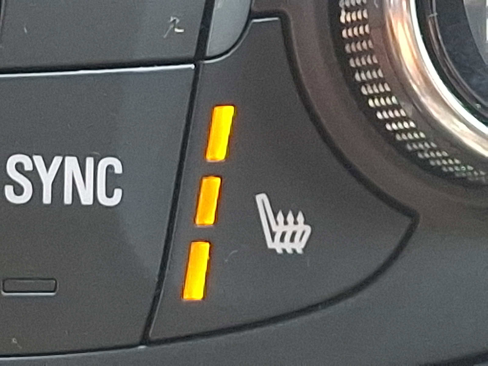 Used 2024 Chevrolet Equinox LT w/ LPO, Floor Liner Package image 22