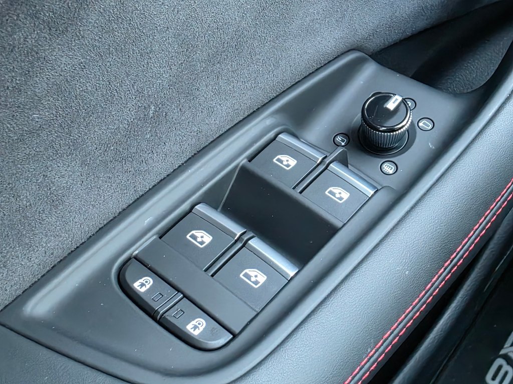 New 2026 Audi SQ8 Prestige AWD/4WD image 33