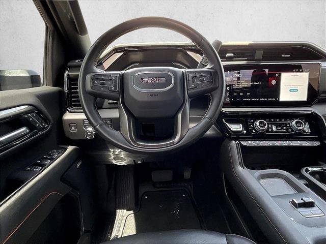 Used 2025 GMC Sierra 2500 AT4 w/ AT4 Premium Plus Package AWD/4WD image 5