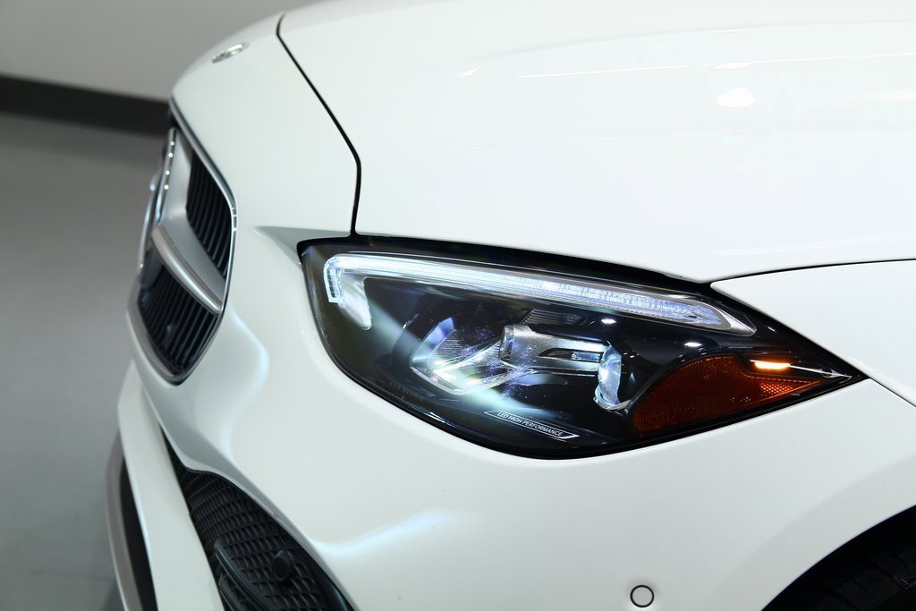 Used 2023 Mercedes-Benz C 300 Sedan image 16