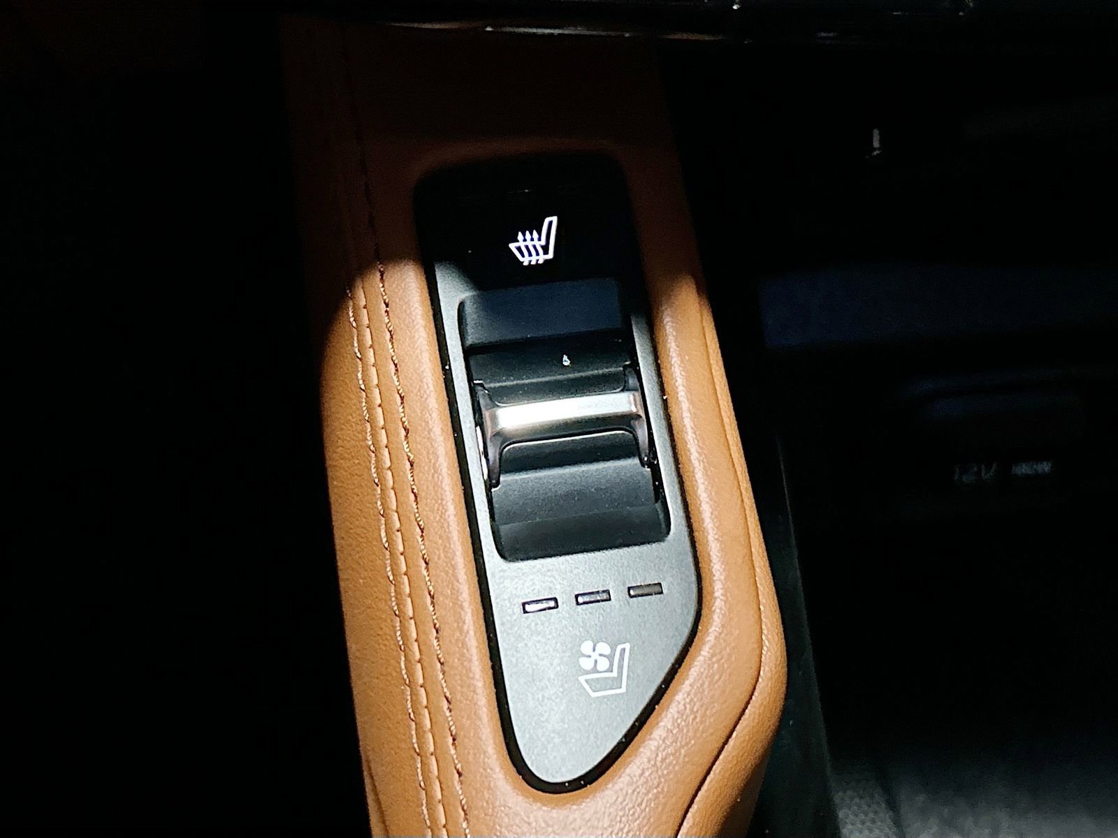 Used 2023 Kia Telluride EX X-Line AWD/4WD image 21