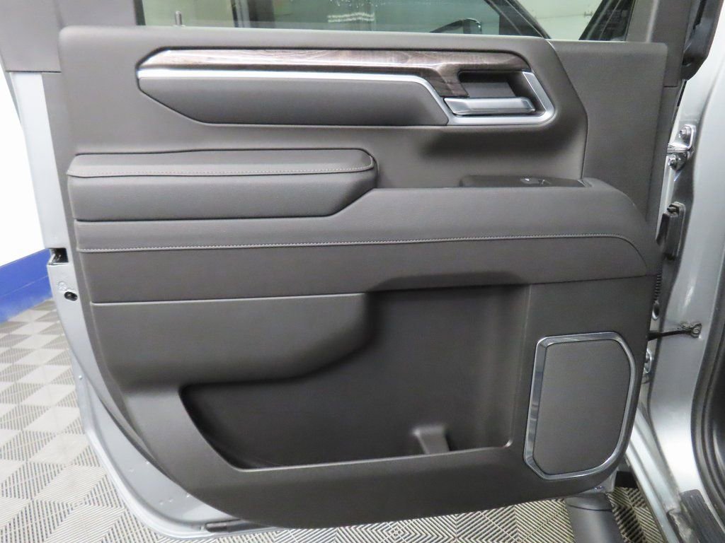 Used 2025 Chevrolet Silverado 2500 LTZ w/ Trail Boss Package image 77