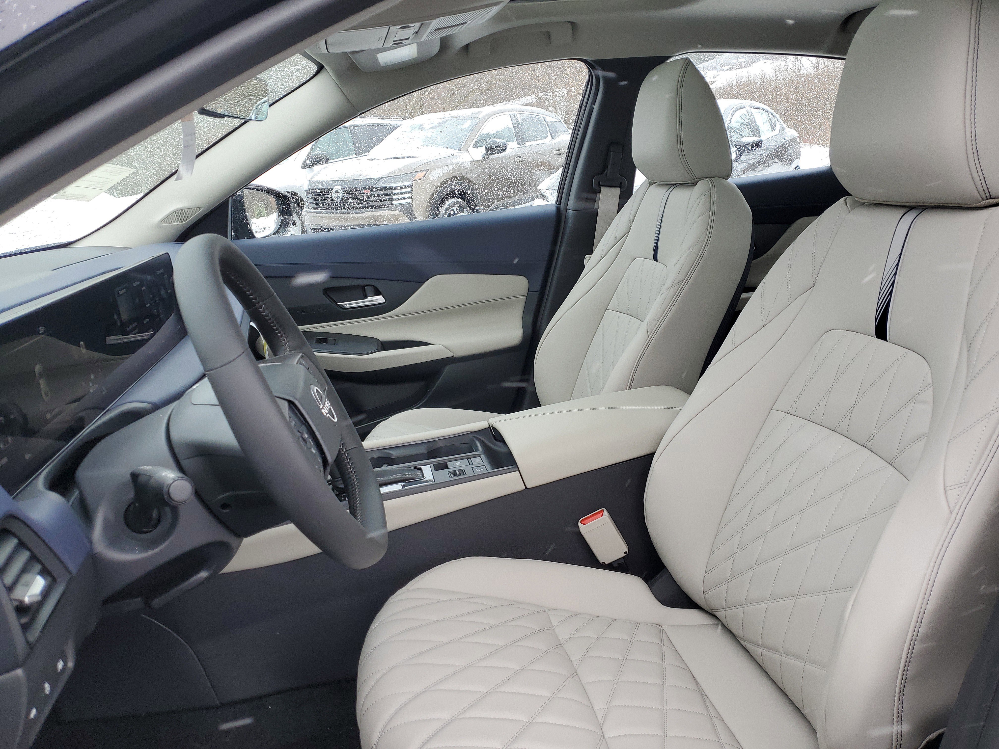 New 2026 Nissan Sentra SL w/ Floor Mat Package image 5