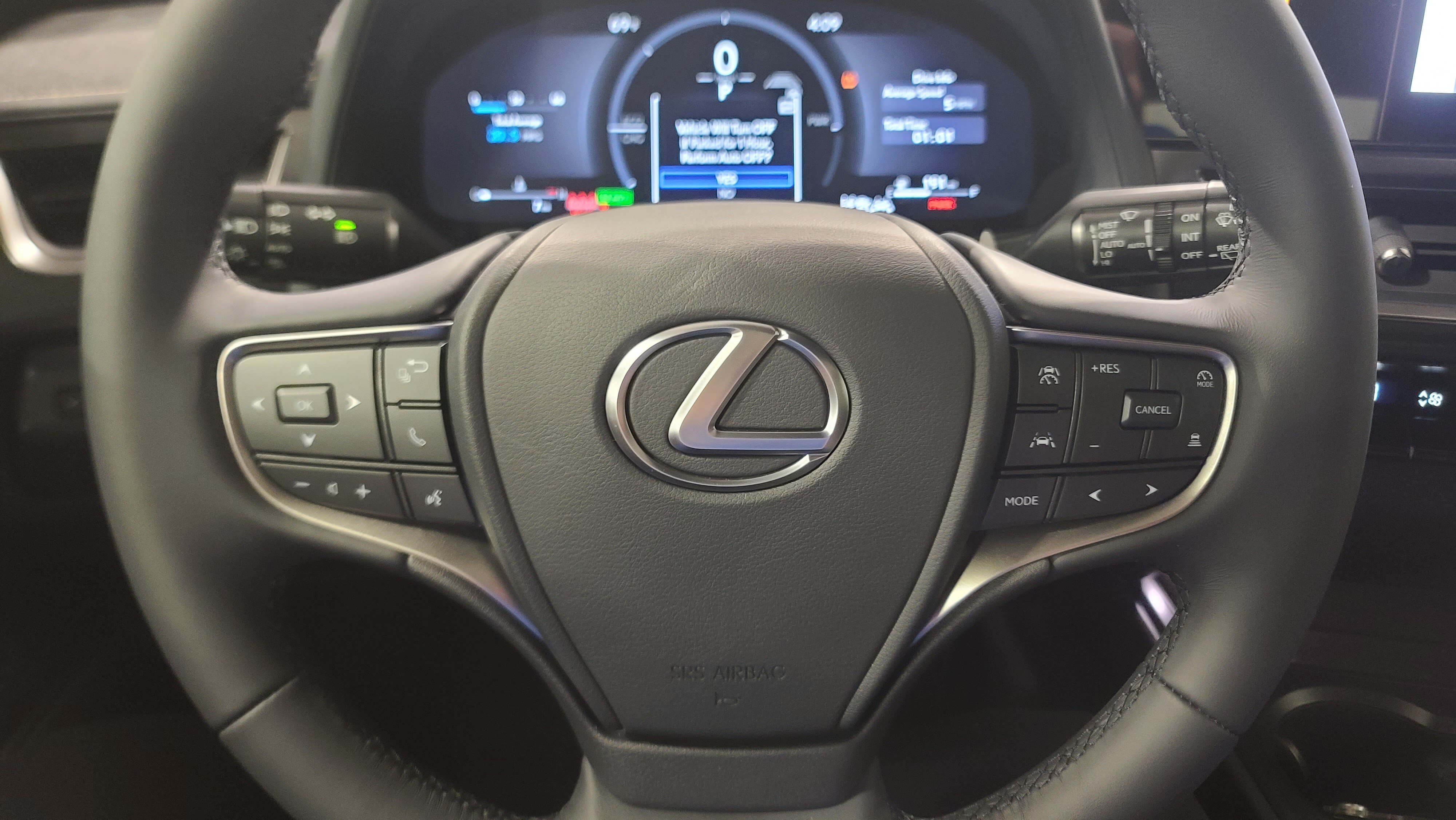 New 2026 Lexus UX 300h AWD image 18