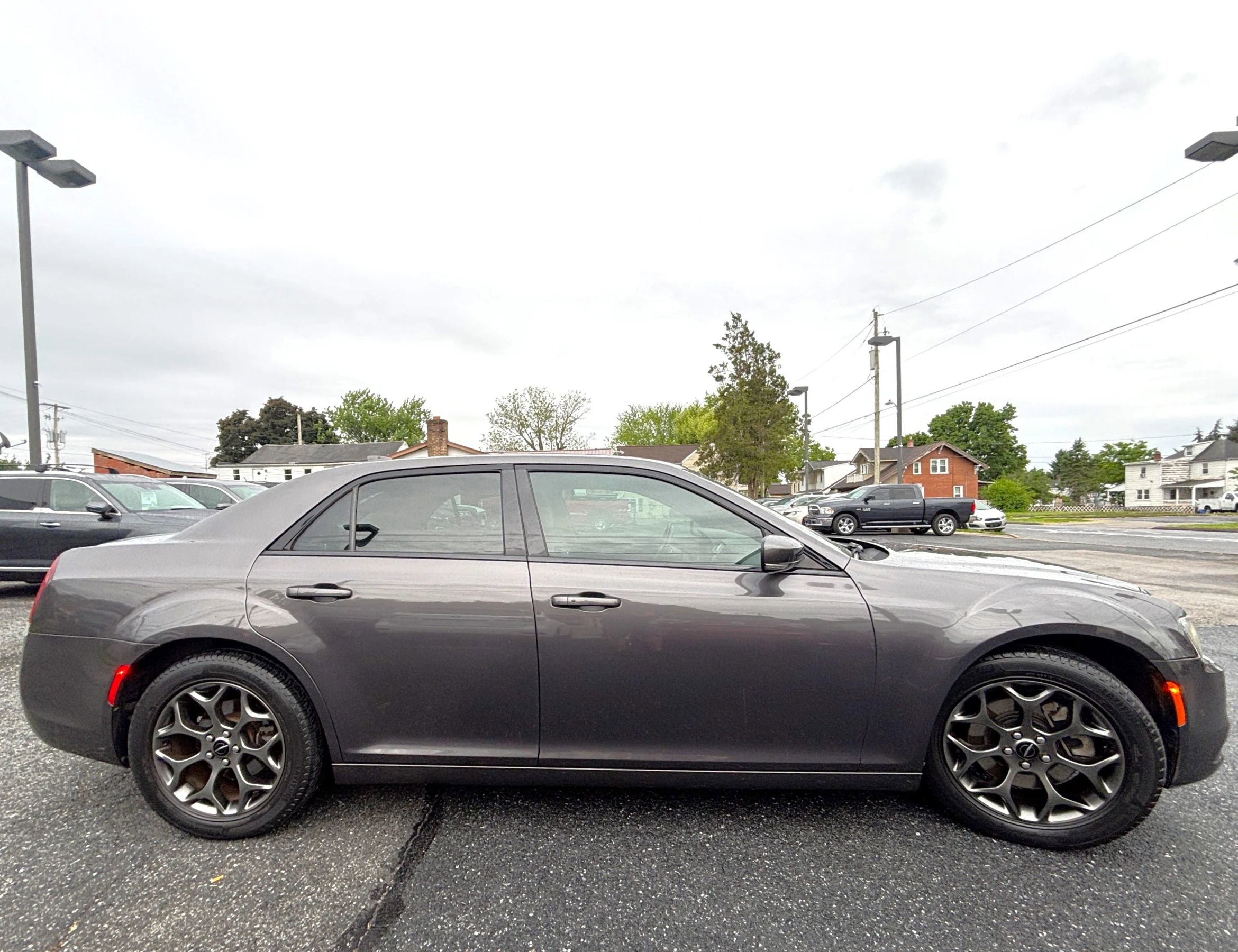 Used 2015 Chrysler 300 S w/ 300S Premium Group AWD/4WD image 6