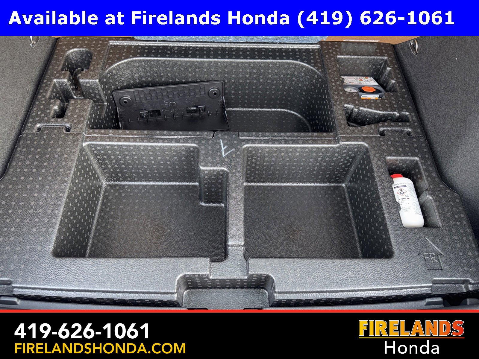 Used 2025 Nissan Kicks S image 27