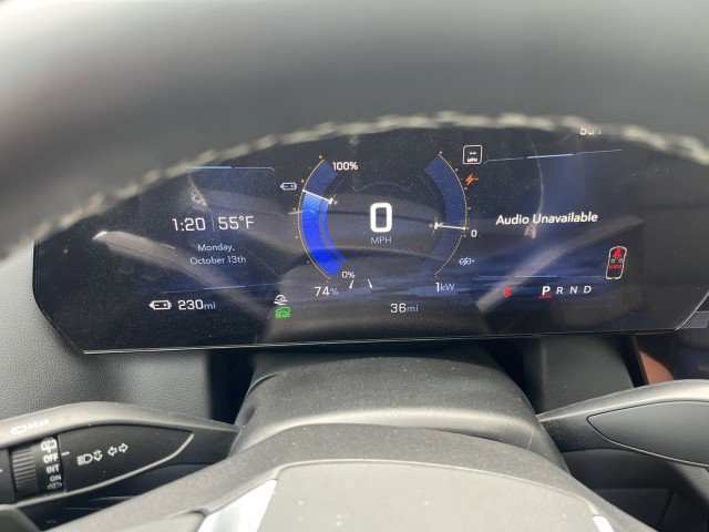 Certified 2025 Chevrolet Equinox EV LT w/ Convenience Package image 17