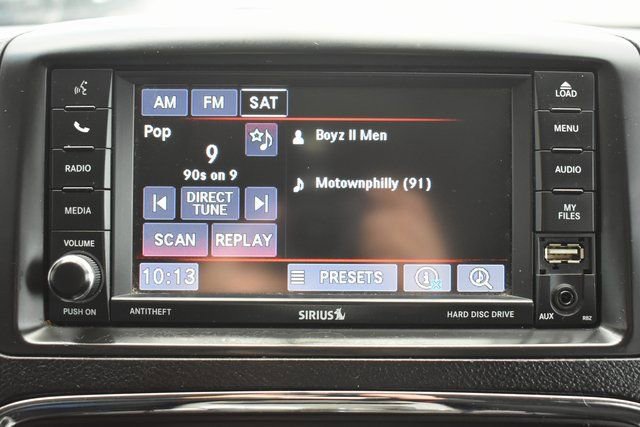 Used 2013 Dodge Grand Caravan SXT w/ Rear Park Assist Pkg image 23