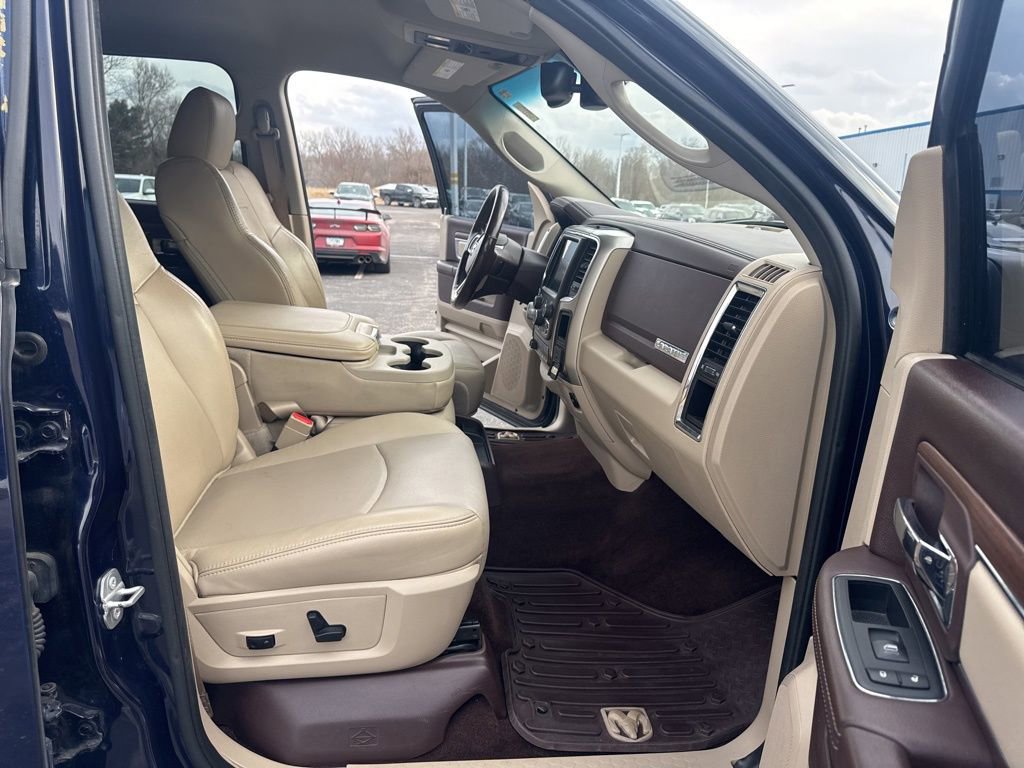 Used 2015 RAM 1500 Laramie w/ Convenience Group image 25