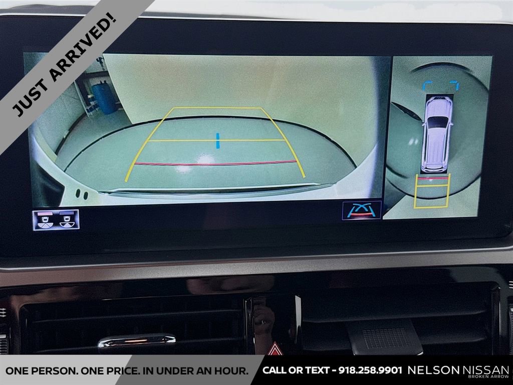 Used 2022 Lexus GX 460 Luxury w/ Sport Design Package image 14