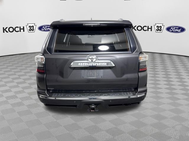 Used 2016 Toyota 4Runner Limited AWD/4WD image 7