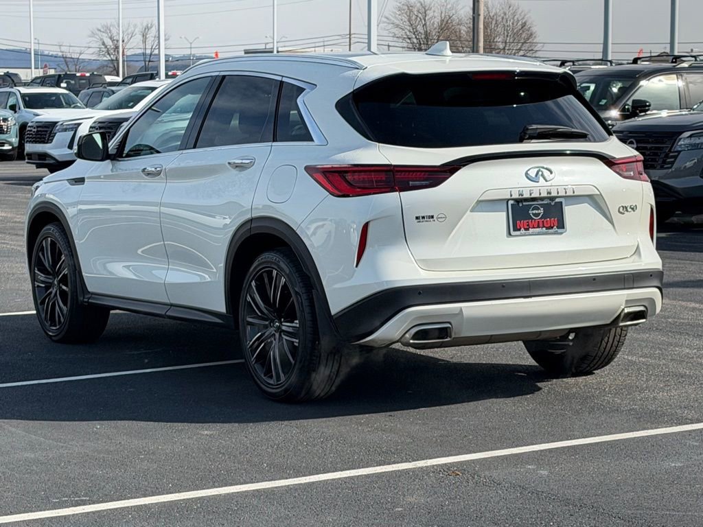 Used 2022 INFINITI QX50 Luxe w/ Appearance Package image 7