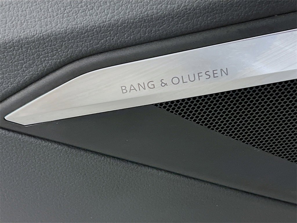 Certified 2022 Audi e-tron Prestige w/ Prestige Package image 21