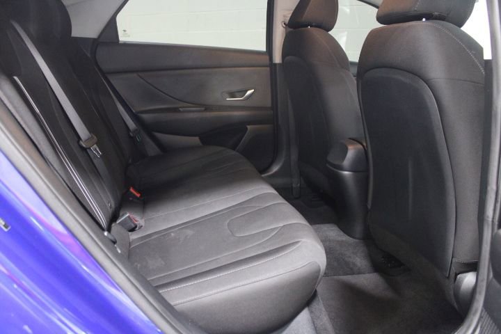 Used 2023 Hyundai Elantra SEL image 21