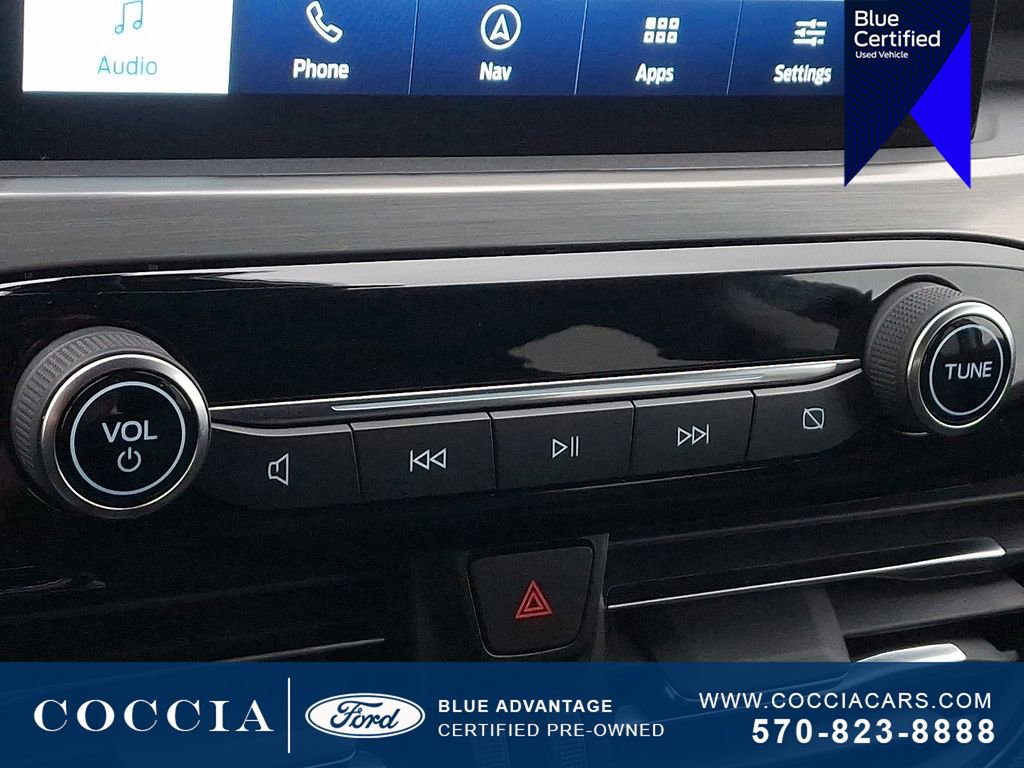 Certified 2022 Ford Escape Titanium image 17