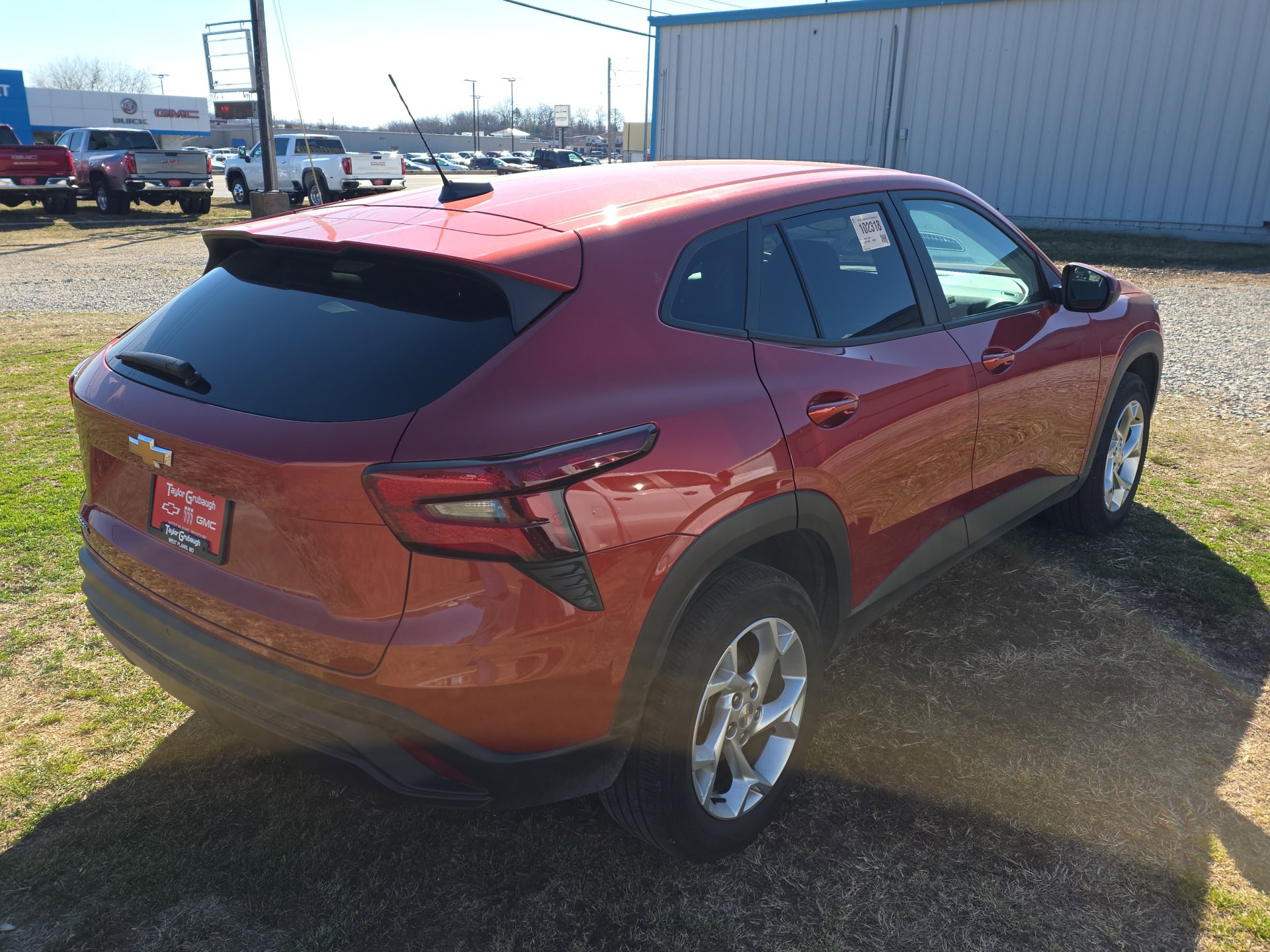 Used 2024 Chevrolet Trax LS w/ LS Convenience Package image 7