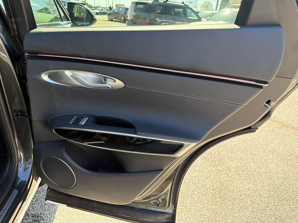 New 2026 Genesis GV70 2.5T image 16