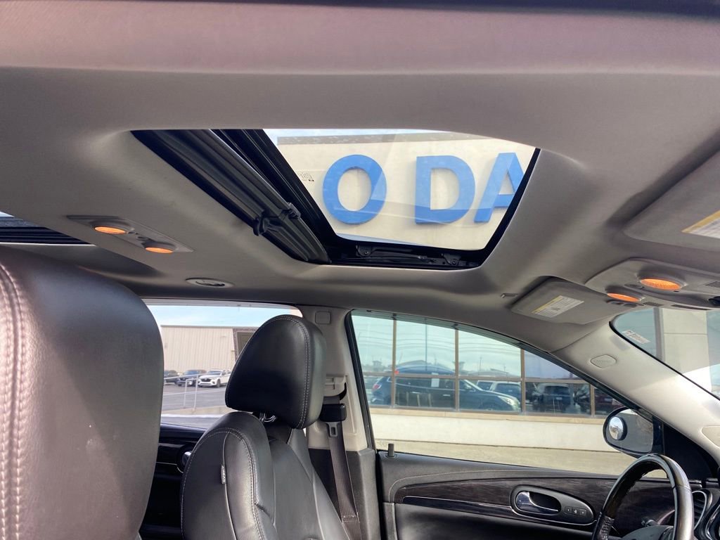 Used 2015 Buick Enclave Leather image 7