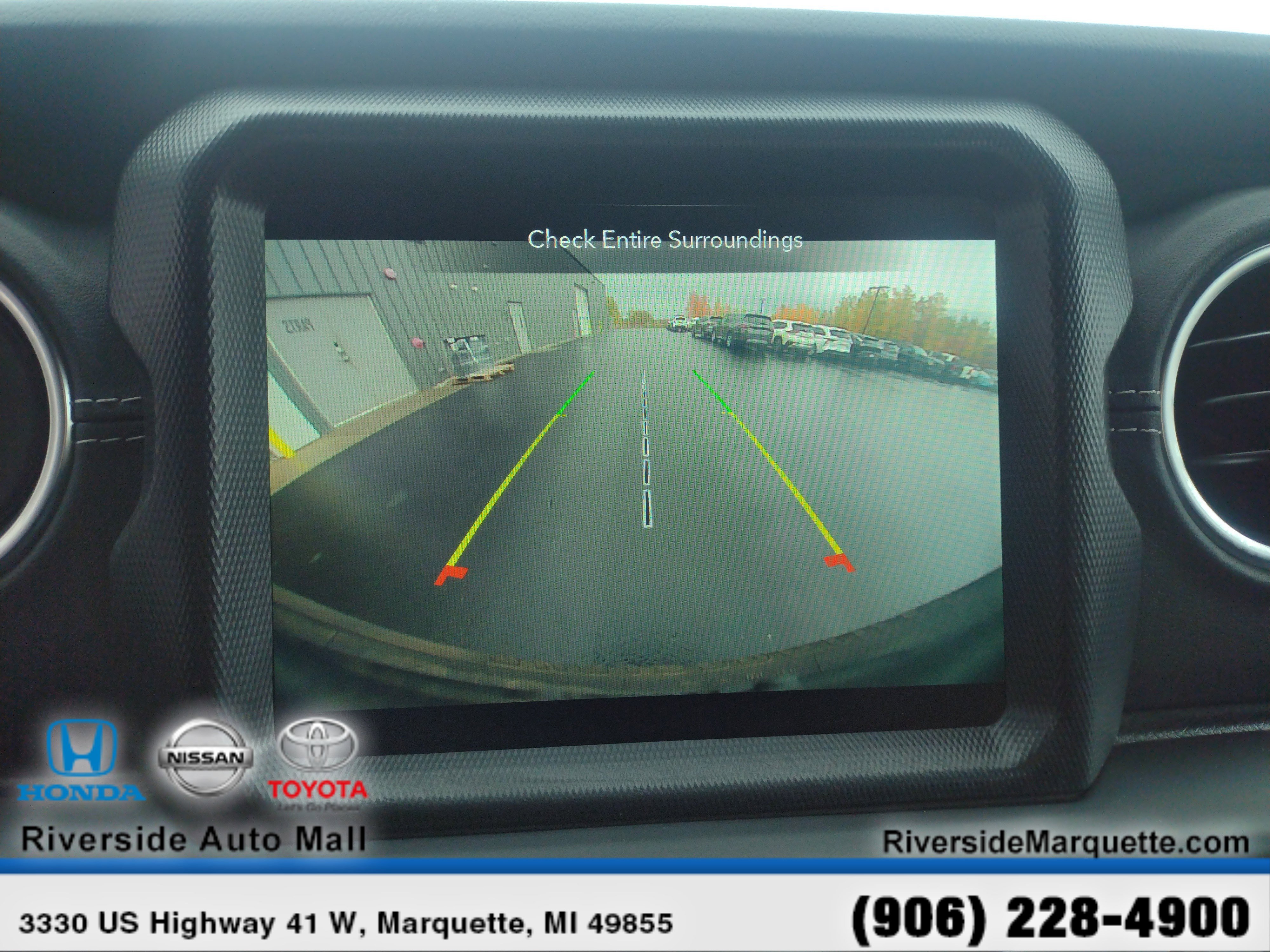 Used 2022 Jeep Wrangler Unlimited Sahara image 22