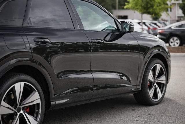 New 2026 Audi SQ5 Premium Plus AWD/4WD image 8