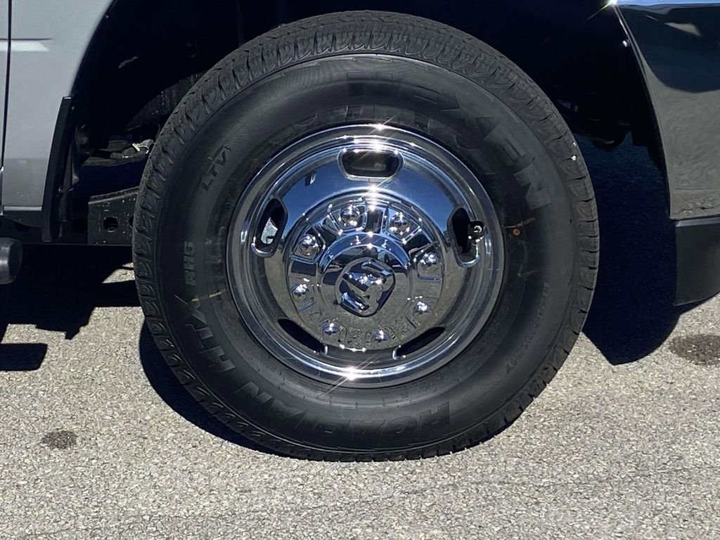 New 2026 RAM 3500 Tradesman image 7