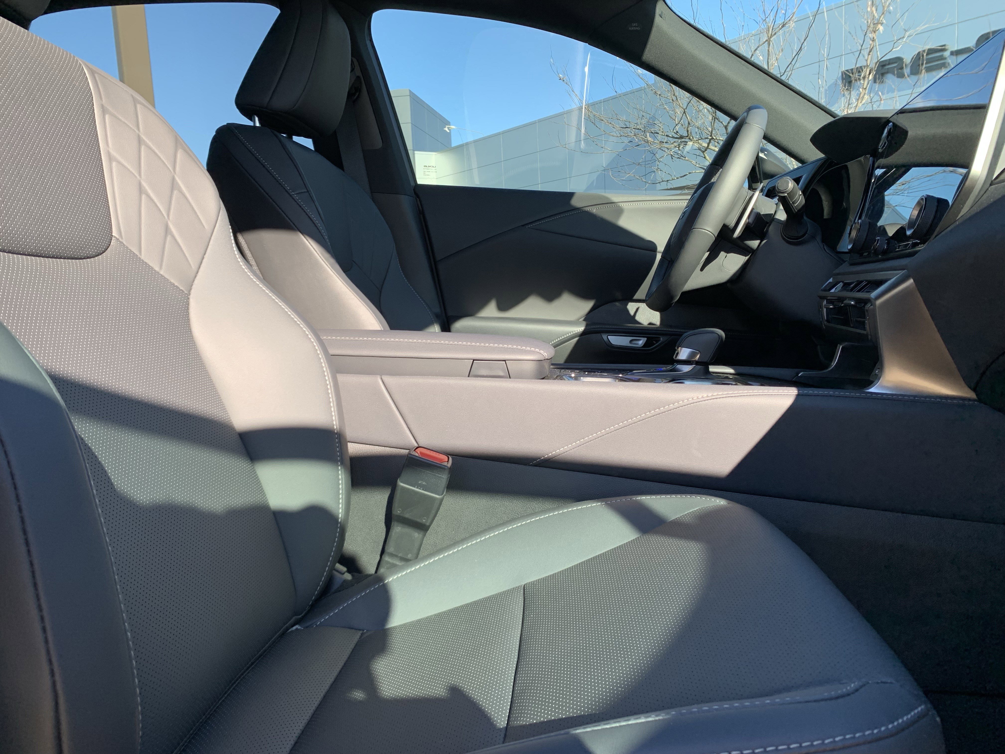 Used 2026 Lexus RX 350h image 35