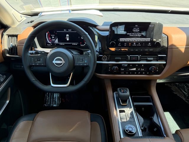 Certified 2024 Nissan Pathfinder Platinum w/ Cargo Package AWD/4WD image 12