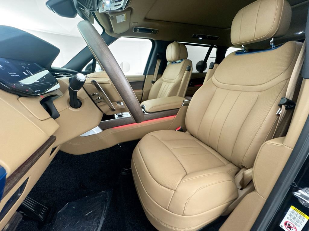 New 2026 Land Rover Range Rover Long Wheelbase SE AWD/4WD image 21
