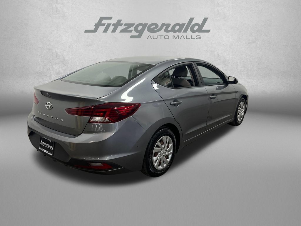 Used 2019 Hyundai Elantra SE FWD image 7