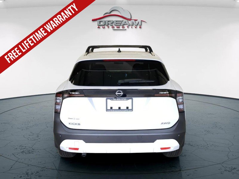 New 2026 Nissan Kicks SV w/ Cold Weather Package AWD/4WD image 8