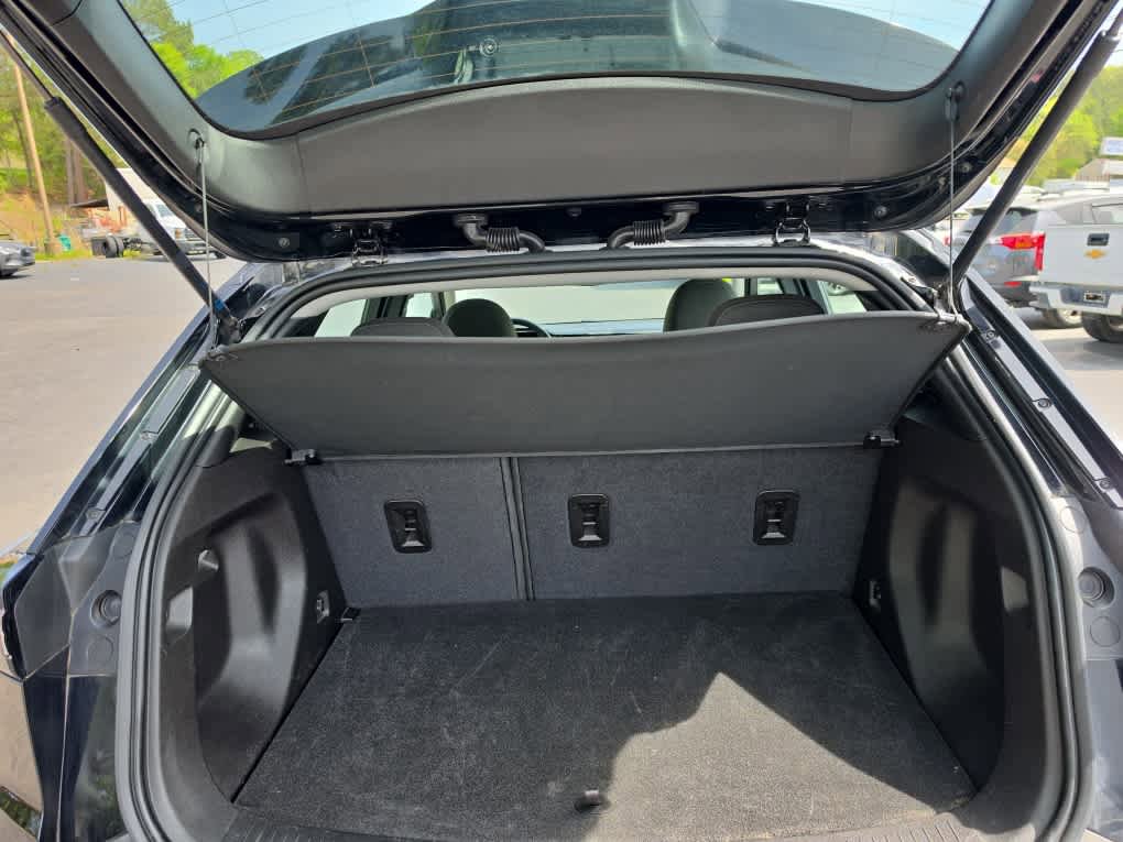 Used 2023 Chevrolet Bolt EUV LT FWD image 31