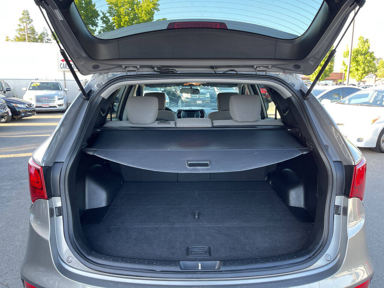 Used 2017 Hyundai Santa Fe Sport AWD/4WD image 21