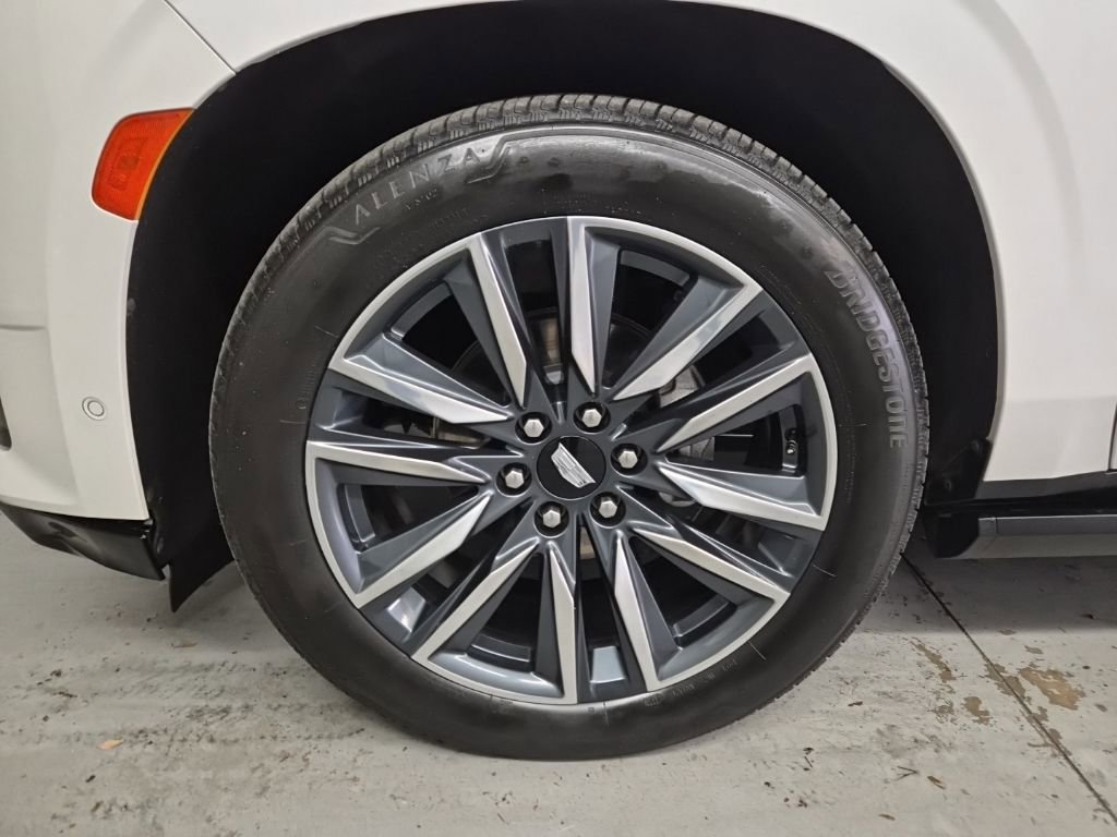 Used 2021 Cadillac Escalade Sport Platinum w/ Heavy-Duty Trailer Package image 10