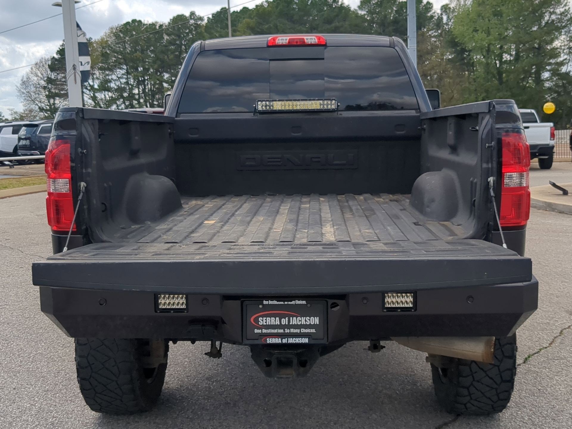 Used 2015 GMC Sierra 2500 Denali w/ Duramax Plus Package image 24