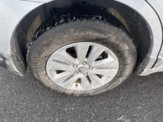 Used 2017 Subaru Outback 2.5i image 9