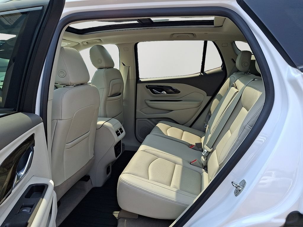 Used 2019 GMC Terrain Denali w/ Advanced Safety Package AWD/4WD image 8
