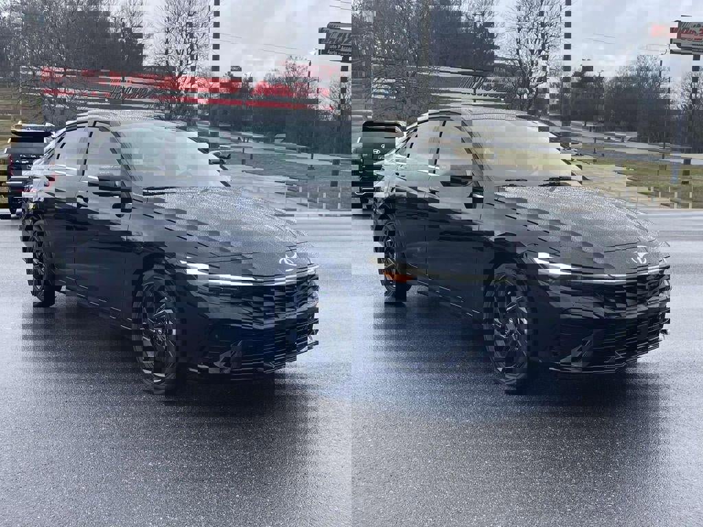 New 2026 Hyundai Elantra SEL Sport Premium image 24