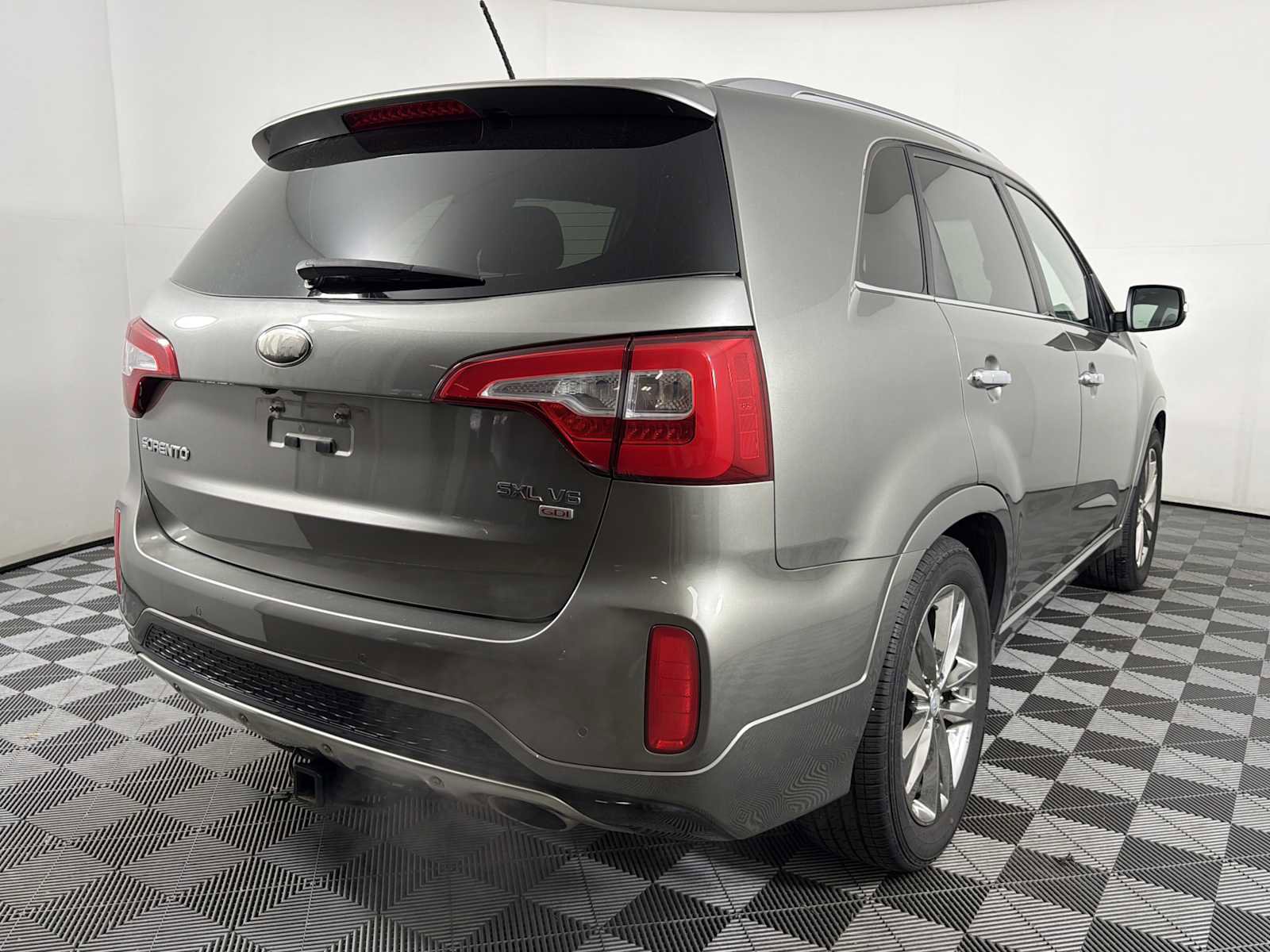 Used 2014 Kia Sorento SX w/ 3rd Row Package image 6