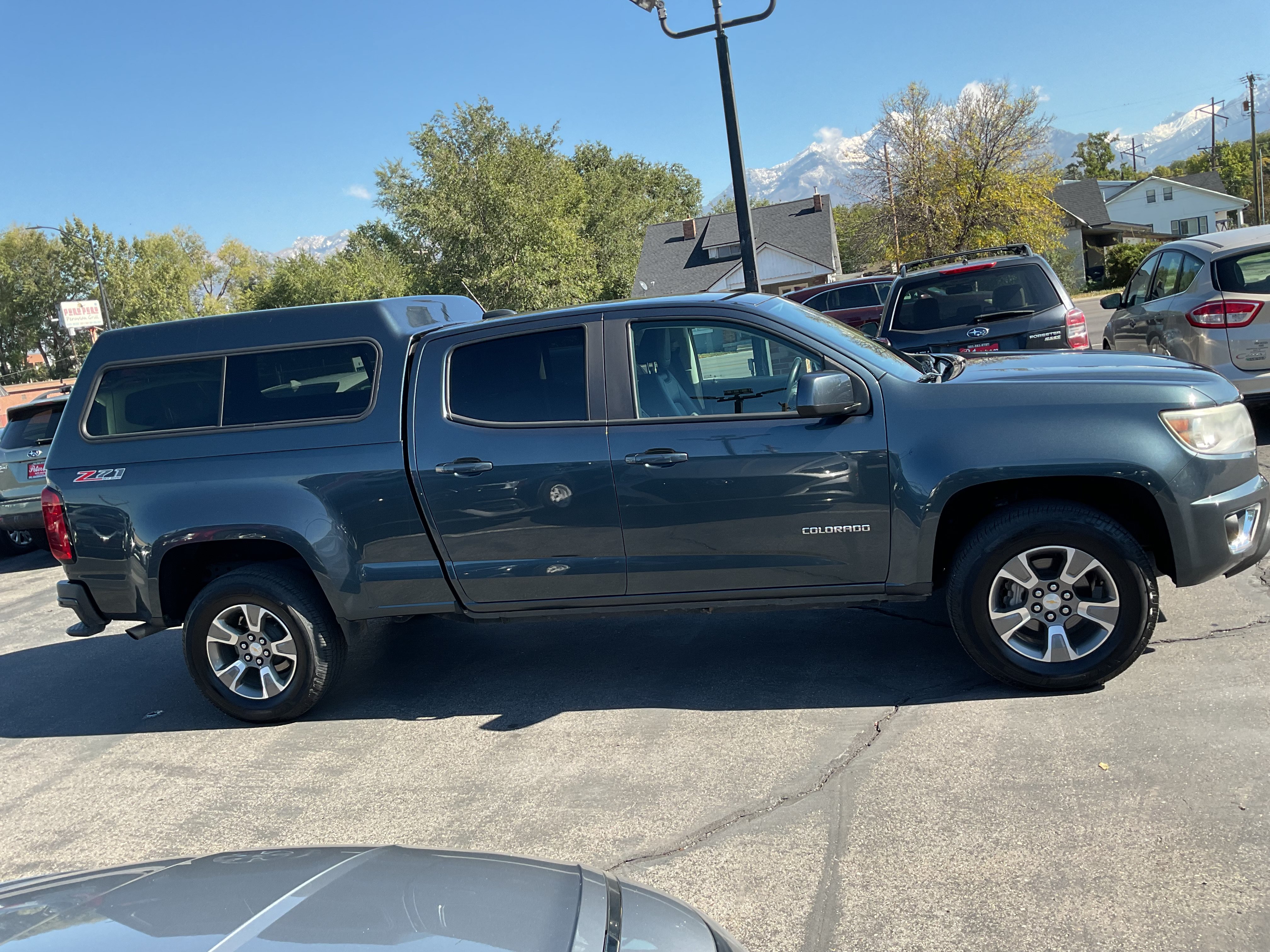 Used 2019 Chevrolet Colorado Z71 AWD/4WD image 4