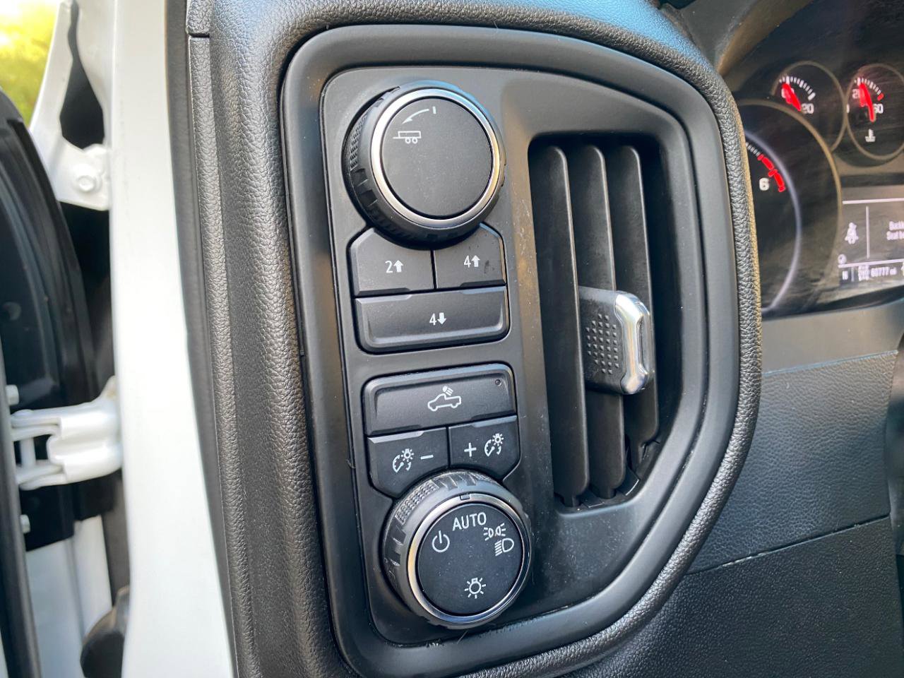 Used 2024 Chevrolet Silverado 2500 Custom w/ Custom Convenience Package image 44