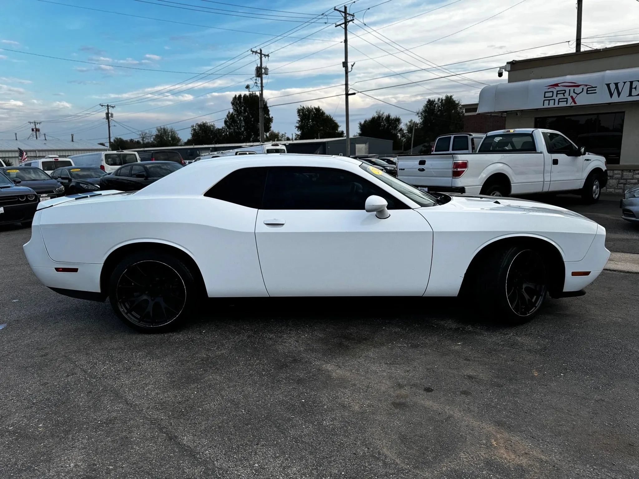 Used 2012 Dodge Challenger SXT Plus RWD image 4