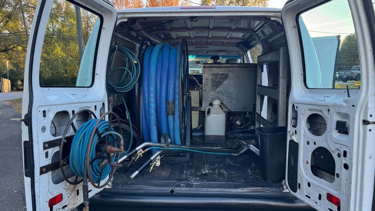 Used 2011 Ford E-250 and Econoline 250 w/ PWR Group image 18