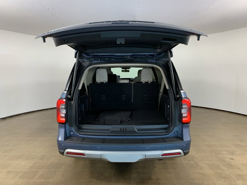 Used 2022 Ford Expedition Max Limited image 30
