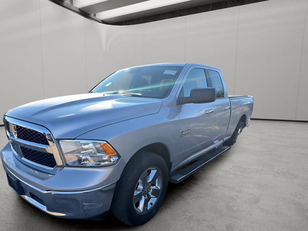 Used 2018 RAM 1500 Classic SLT image 2