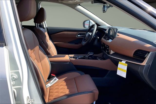 New 2026 Nissan Rogue Platinum image 11