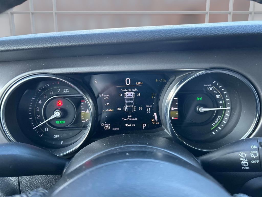 Used 2023 Jeep Wrangler Unlimited w/ Dual Top Group image 34