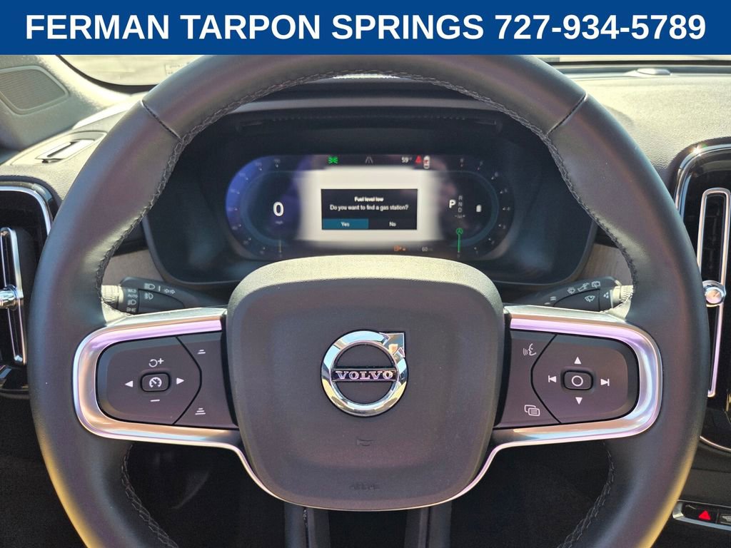 Certified 2025 Volvo XC40 B5 Core image 29