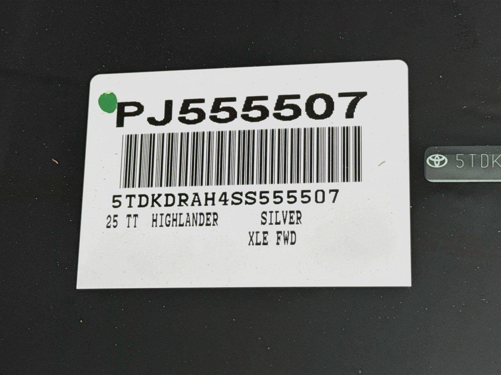 Certified 2025 Toyota Highlander XLE FWD image 51